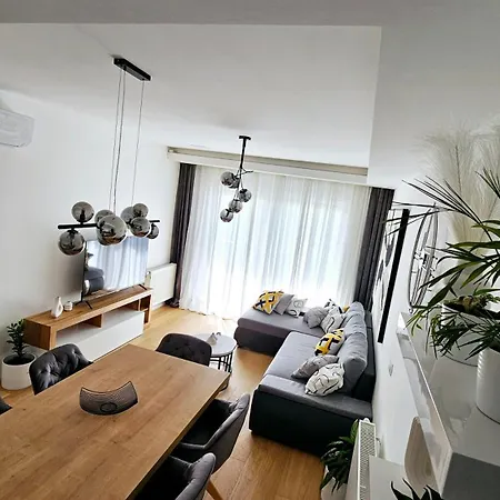 Apartman *
